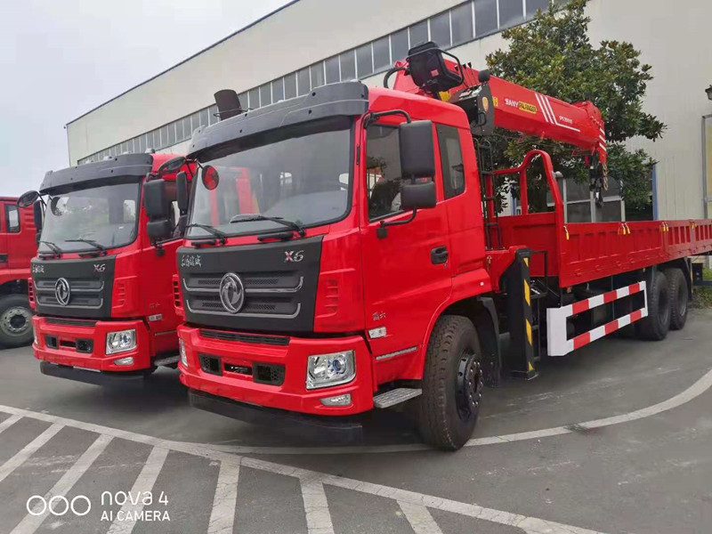 東風(fēng)途威國六隨車吊