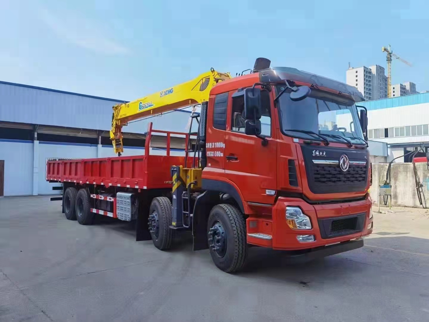 天龍國(guó)六前四后八隨車吊